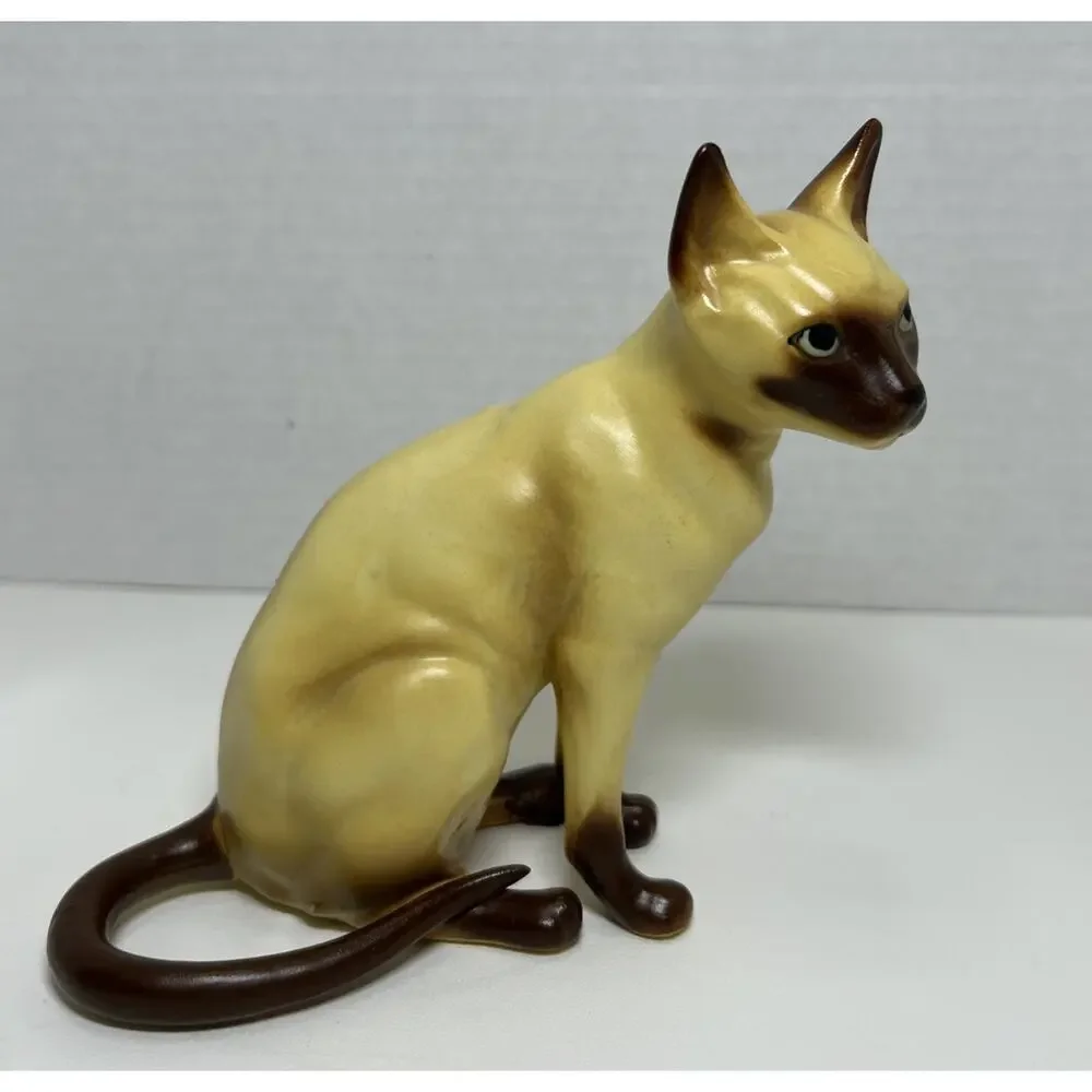 Vtg Ceramic Siamese Cat Hand Painted Choc Point 5.5